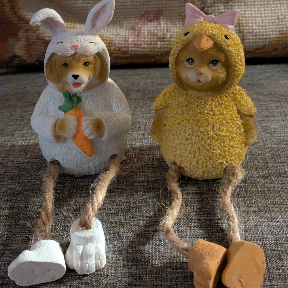 Cute Dog Bunny And Cat Chick Pair Decorative Figurines/Shelf Sitters.